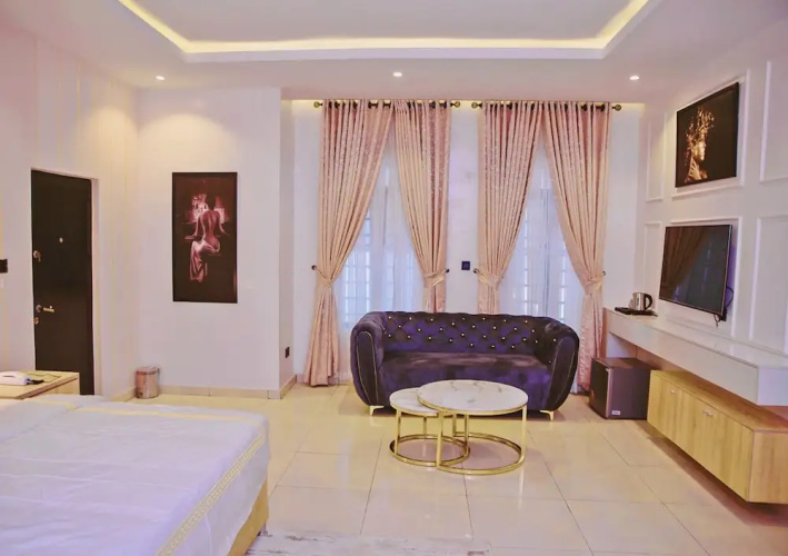 El Castillo Pretigious Hotel