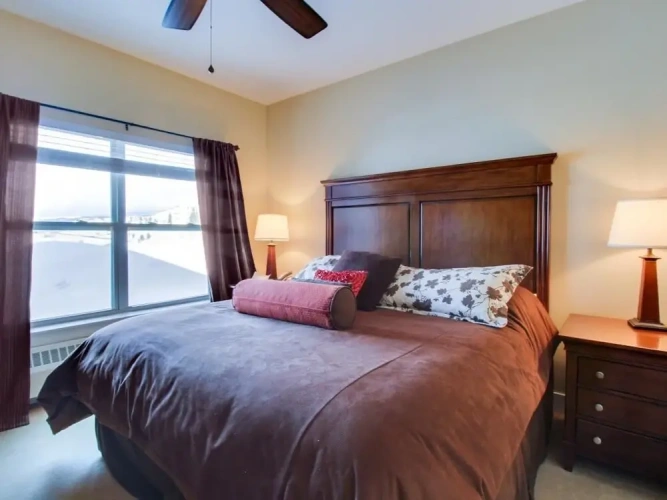 3 Bedrooms Apartment