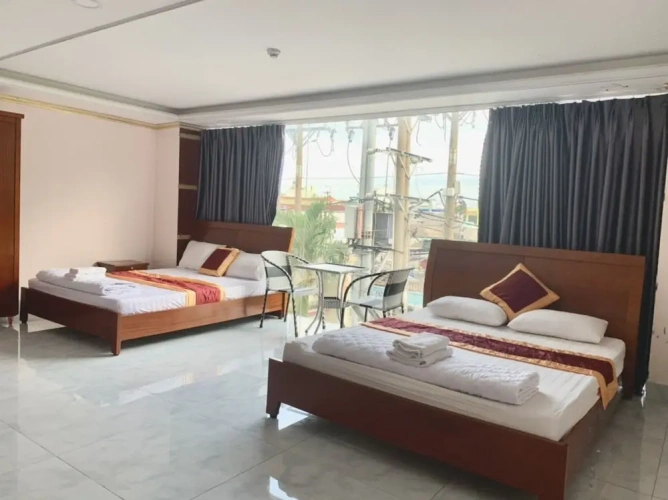 Deluxe Family room