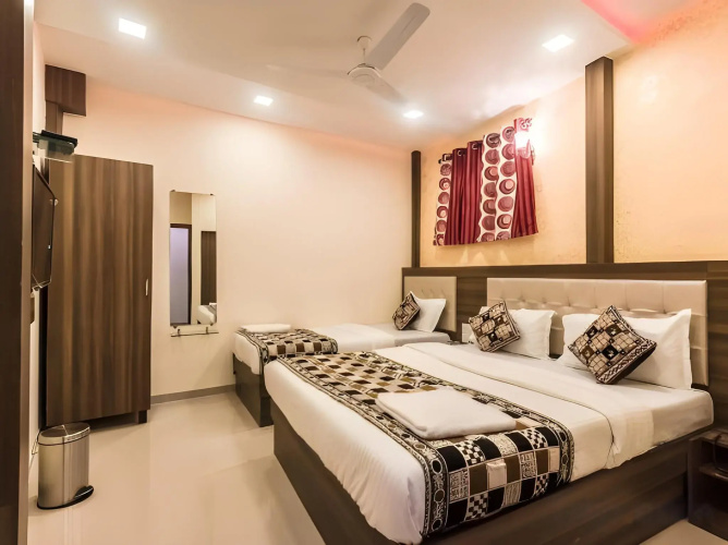 Hotel Golden galaxy
