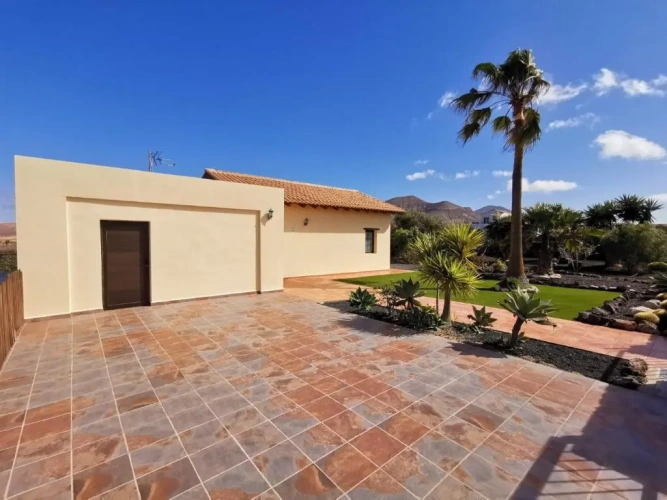 3 Bedrooms Double Villa