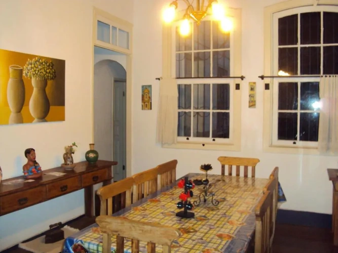 4 Bedrooms Cottage