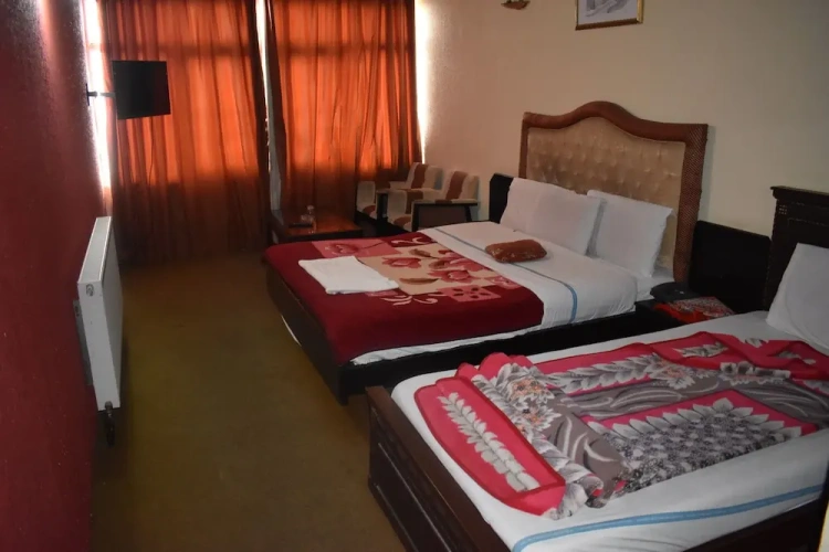 Standard Quadruple room