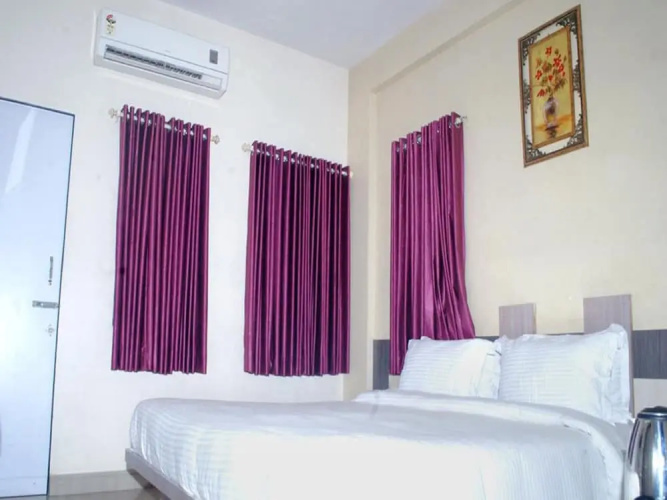 Hotel Shubh Suvidha