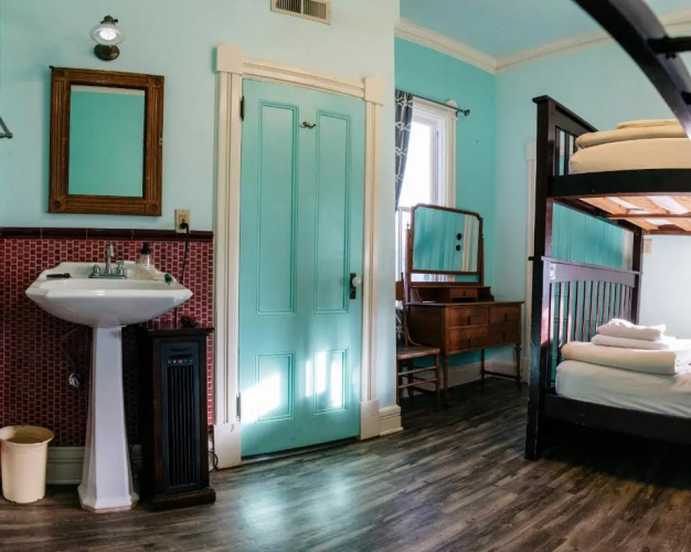 The Hostel California