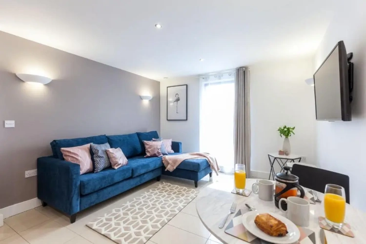 1 Bedroom Apartment