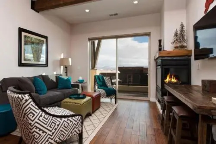 Condo in Newpark