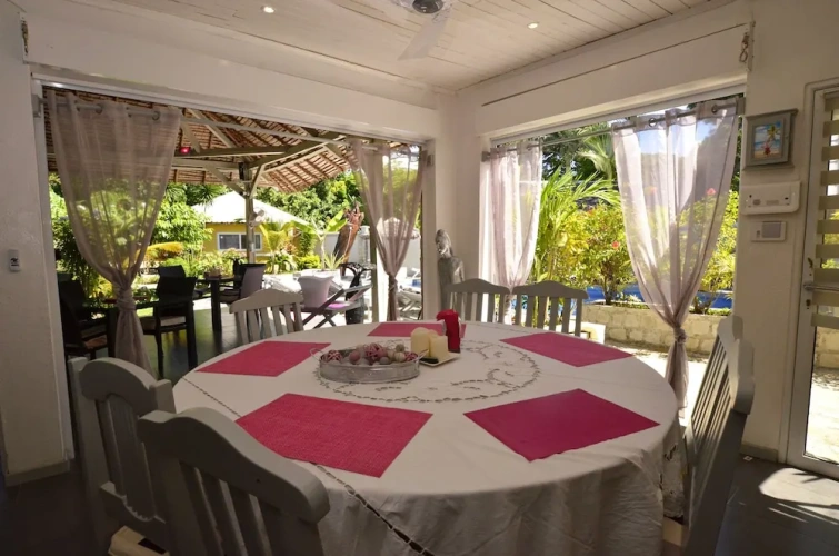 3 Bedrooms Comfort Villa
