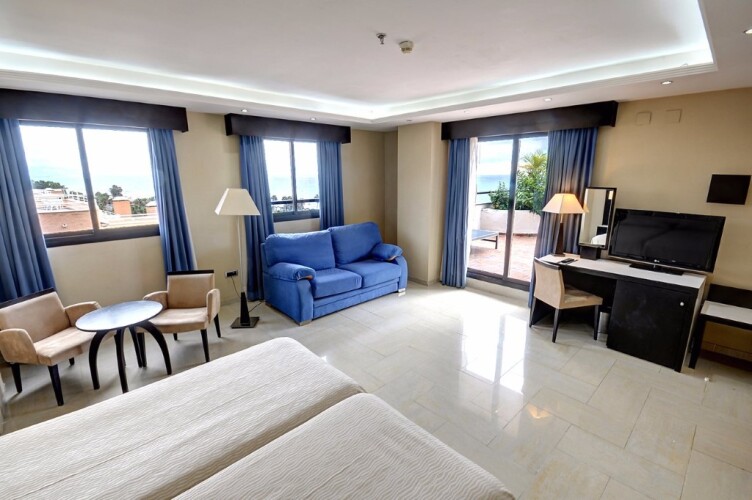 Hotel Marina D'Or Playa 4Over view