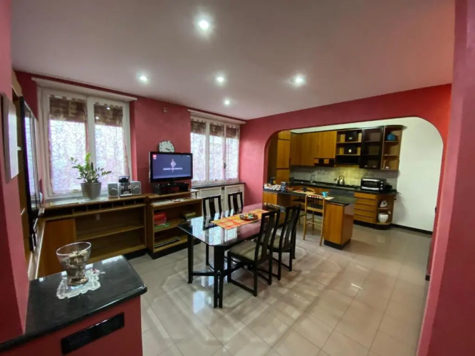 House Toret