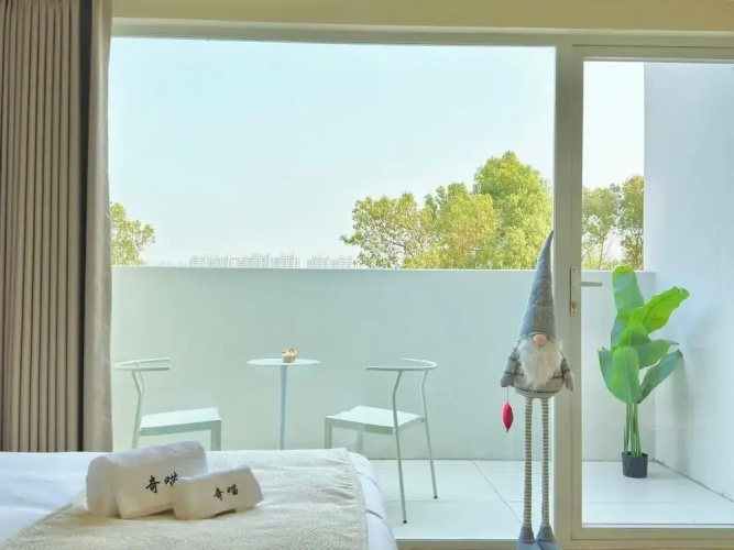 QIMeow Garden Hotel