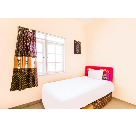 Deluxe Single room
