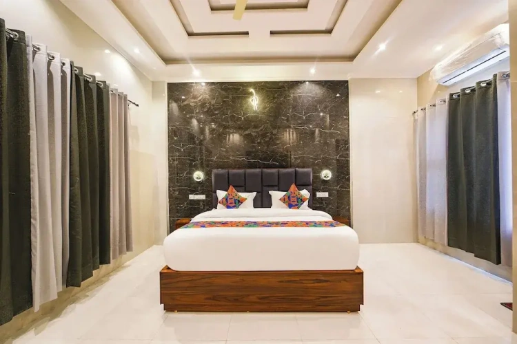 Premium room