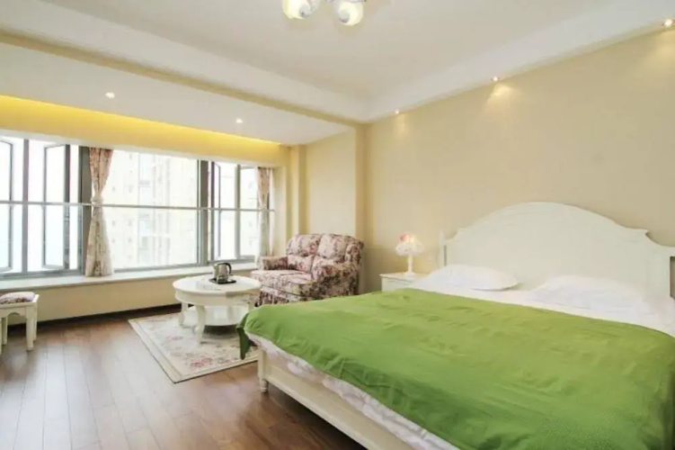 Chongqing Impression Riverside Apartment