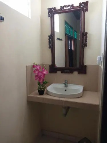 Damuh Guest House