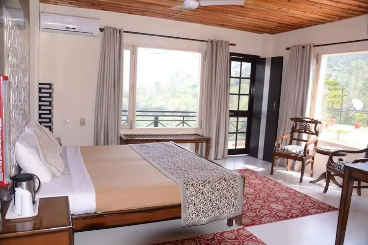 Maple Resort Chail
