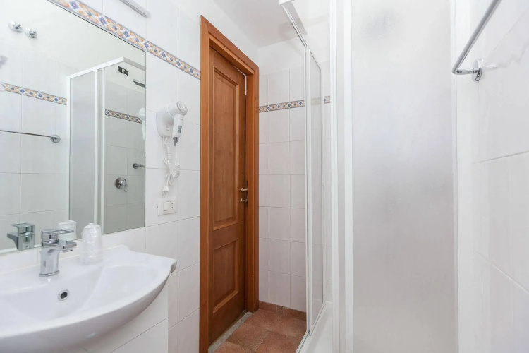 Ora Guesthouse