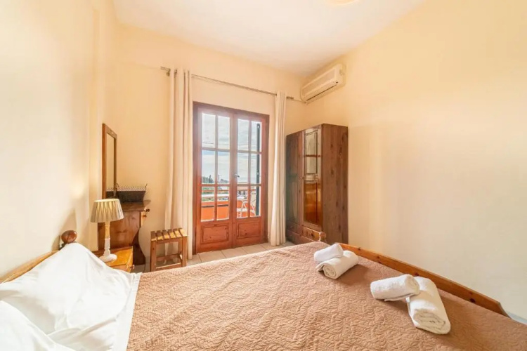 Arianna apartment 11