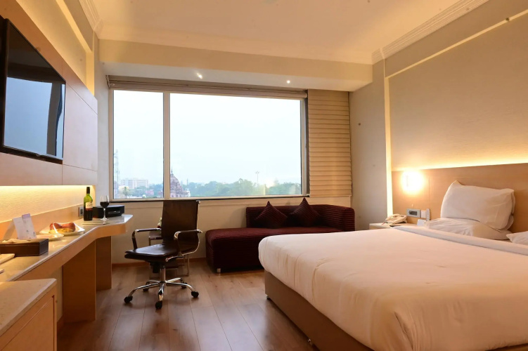Gemini Continental Lucknow