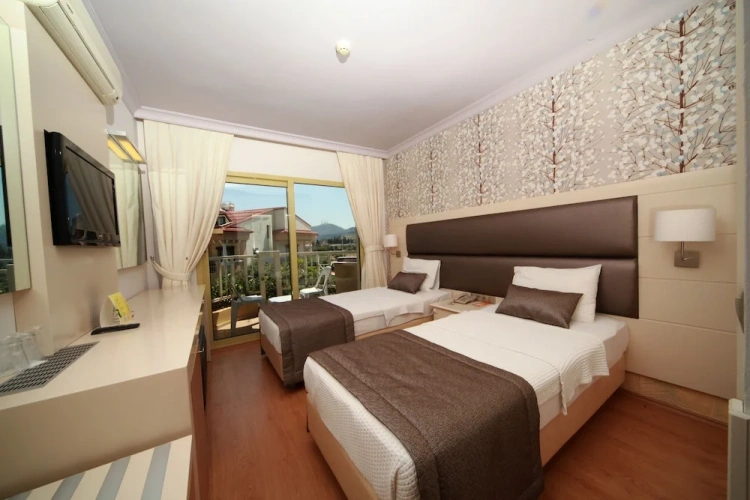 Standard room with balcony