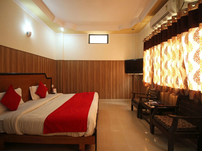 Hotel Leisure Palace