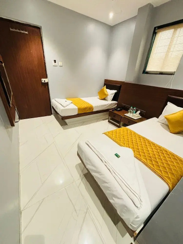 Powai Inn