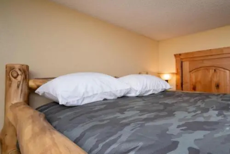 Updated 3BR Condo Near Downtown