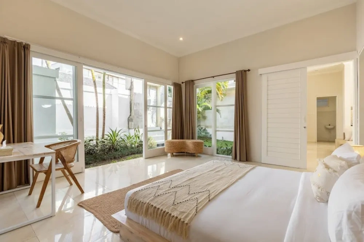 3 Bedrooms Luxury Sextuple Villa with pool view