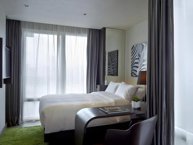 Crafa Harbour Hotel