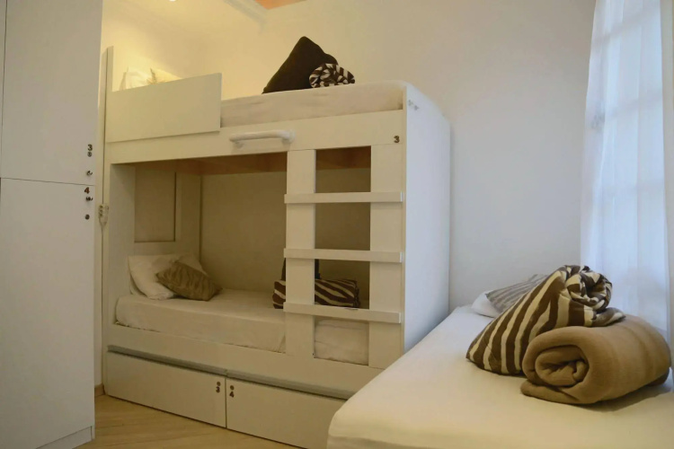 Villa Hostel