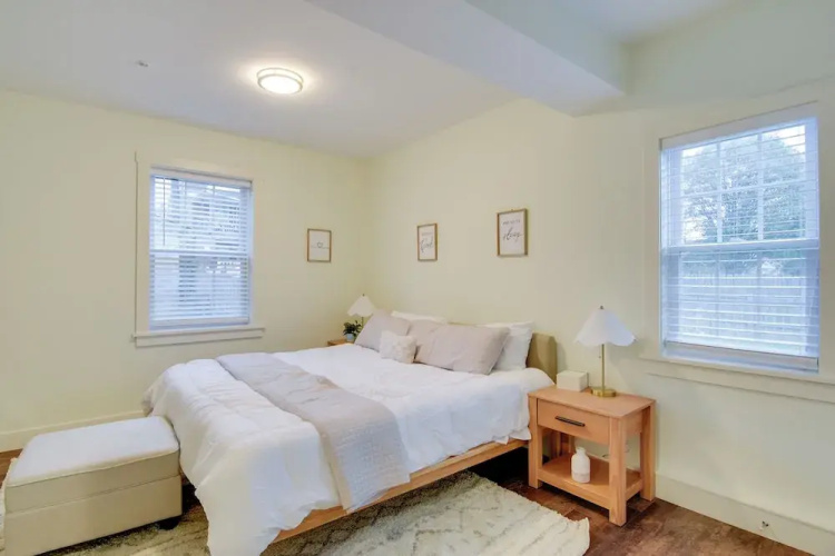 Dtwn Lititz Apt< Half-mi to Park!