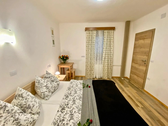 Apartment Ravnik
