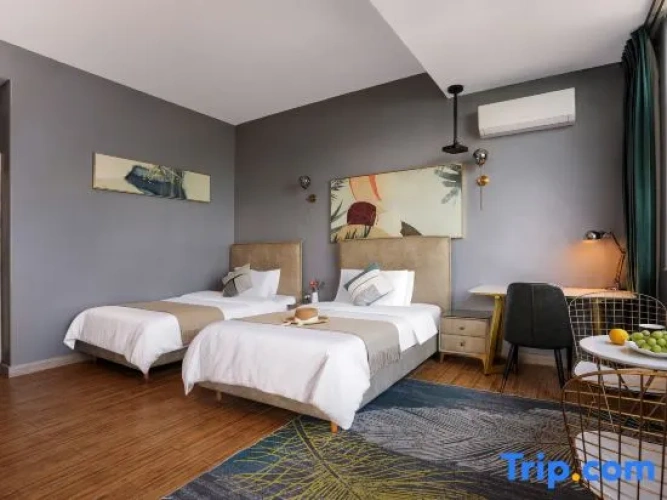 Standard Twin room with balcony and with sea view