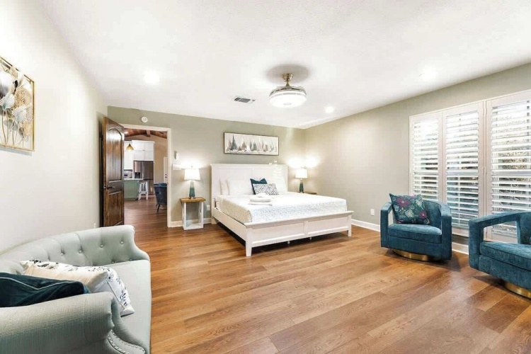 Guest rooms