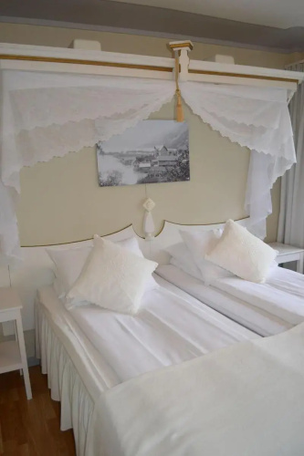 Hjelle Hotel