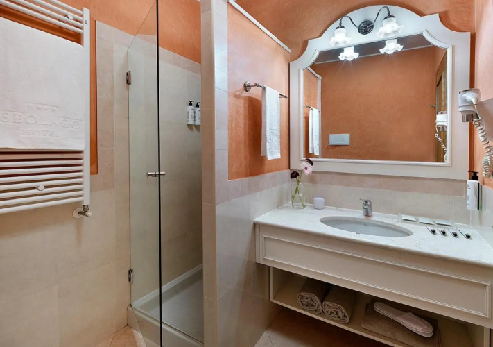 Iseolago Hotel photo 9