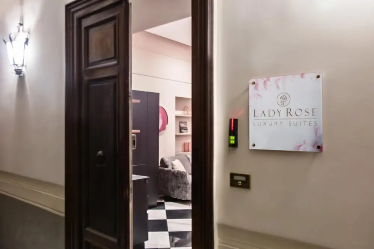 Lady Rose One in Naples