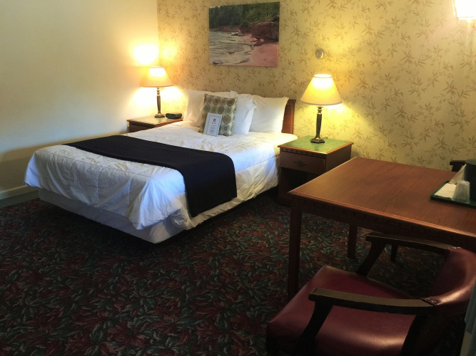 Cedar Motor Inn photo 7