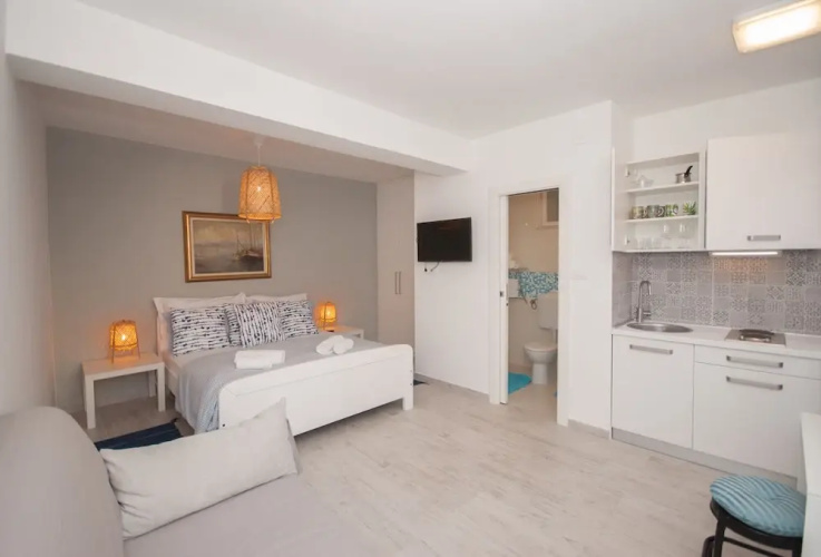 Chic studio Marella