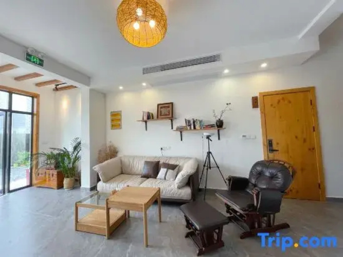 Yueyingju Homestay