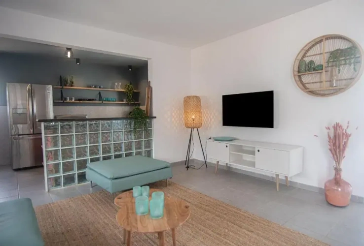 3 Bedrooms Cottage