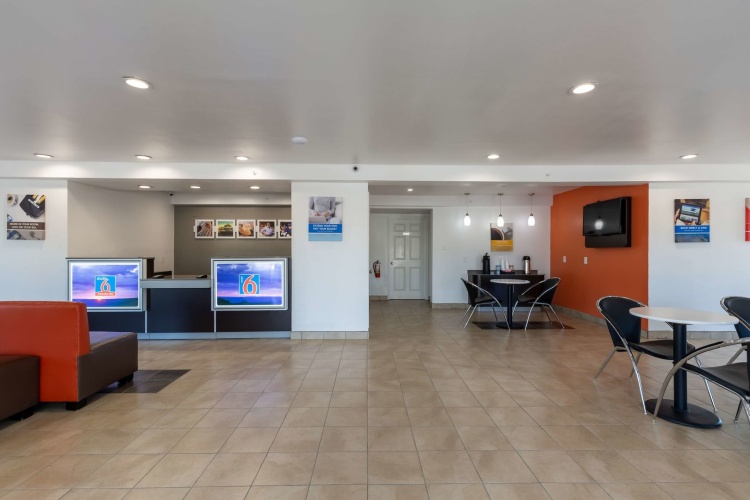 Motel 6 Bryan, TX - University Area