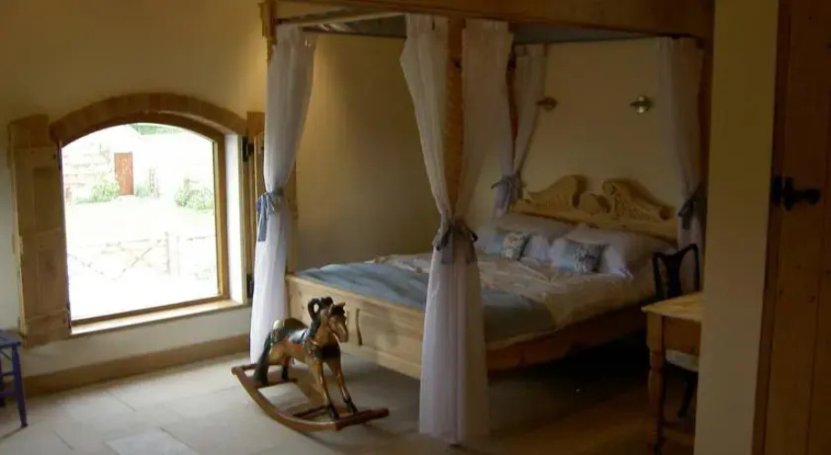 Hungry Bentley Barn Bed and Breakfast