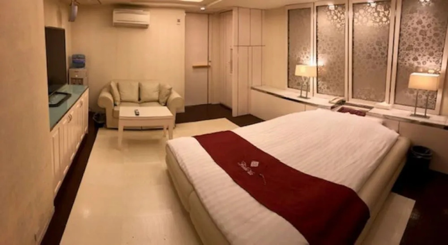 Hotel FULULA - Adults Only