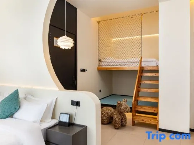 Family Suite with balcony and with sea view