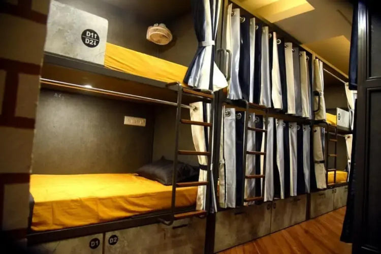 Charyana Hotel Ac Dormitory