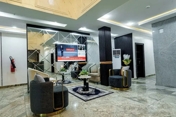 Roston Hotels