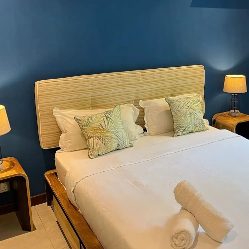 3 Bedrooms Luxury Apartment beachfront