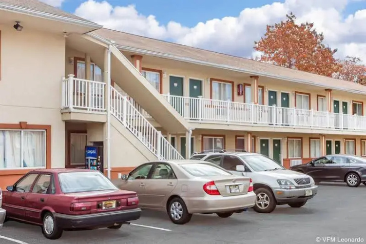 Economy Motel