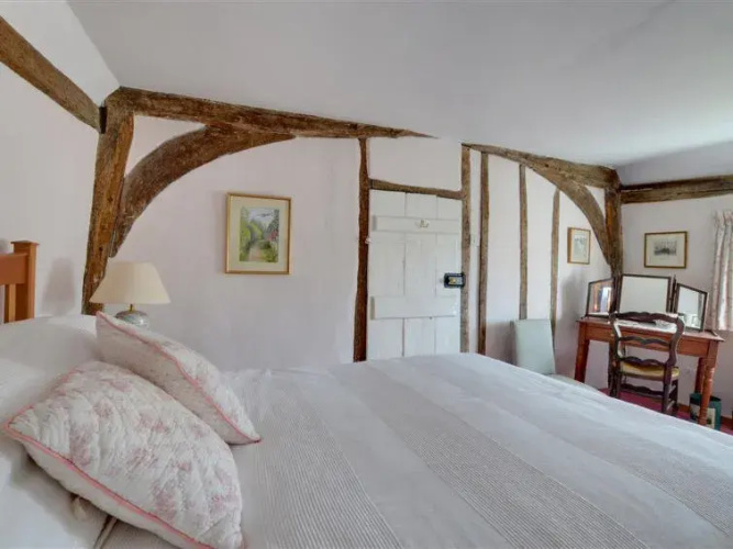 Old Cobblers Cottage At Kings Head House